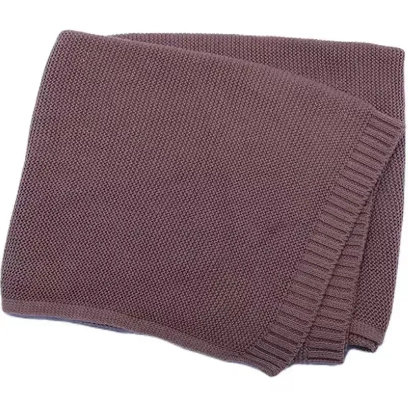 Couverture personnalisable en tricot Baby Blanket  Embroidered