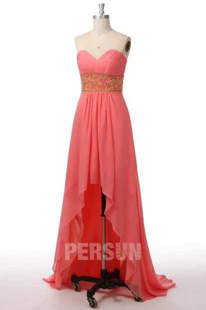 Robe courte devant longue derrière violette pour soirée bustier cœur orné de strass
